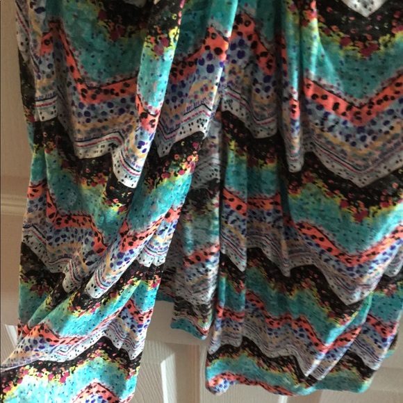 Lilu Small Tank Top - Picture 3 of 3